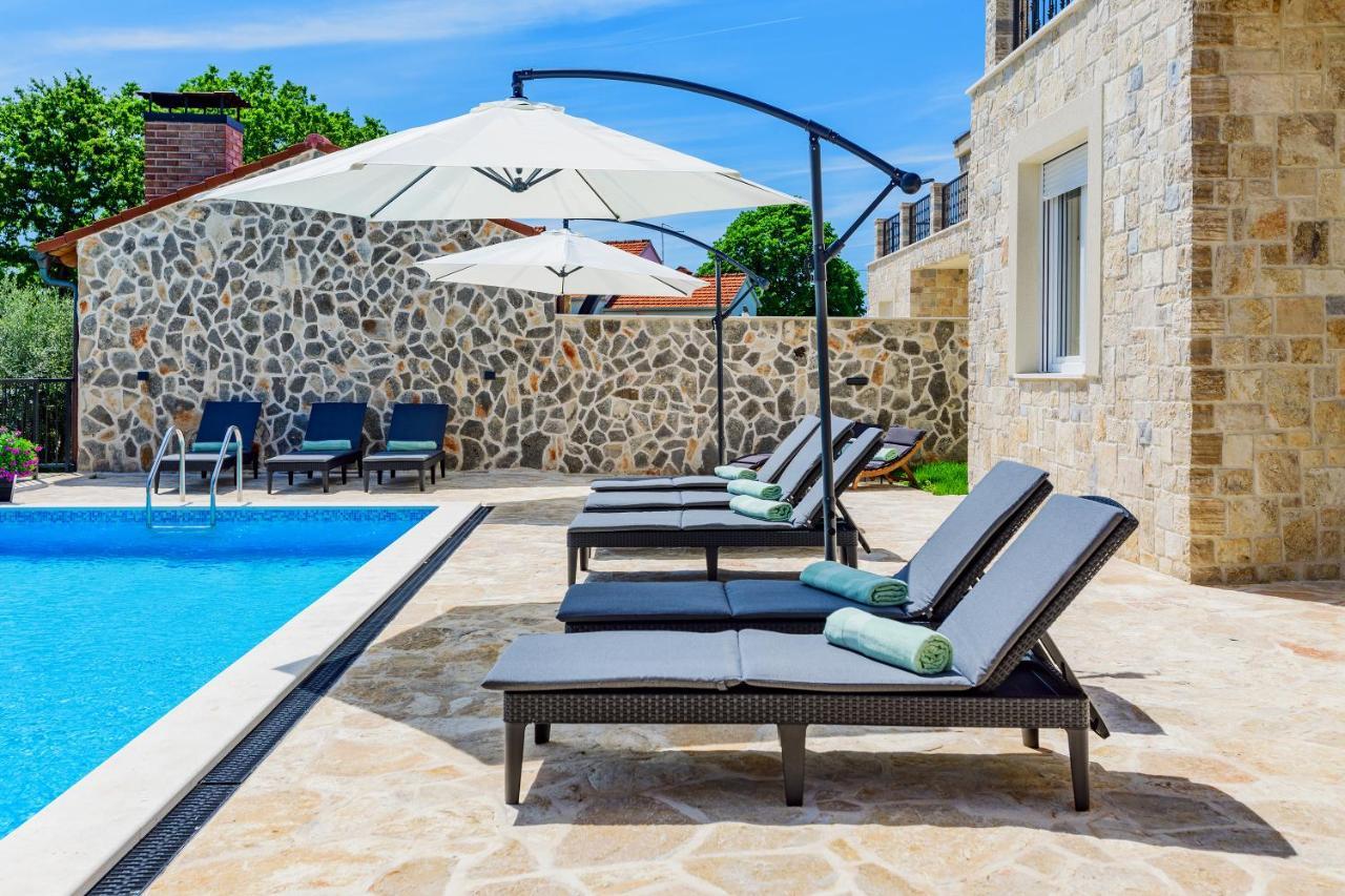 Luxury Stone Villa With Pool - Brisevo Eksteriør billede