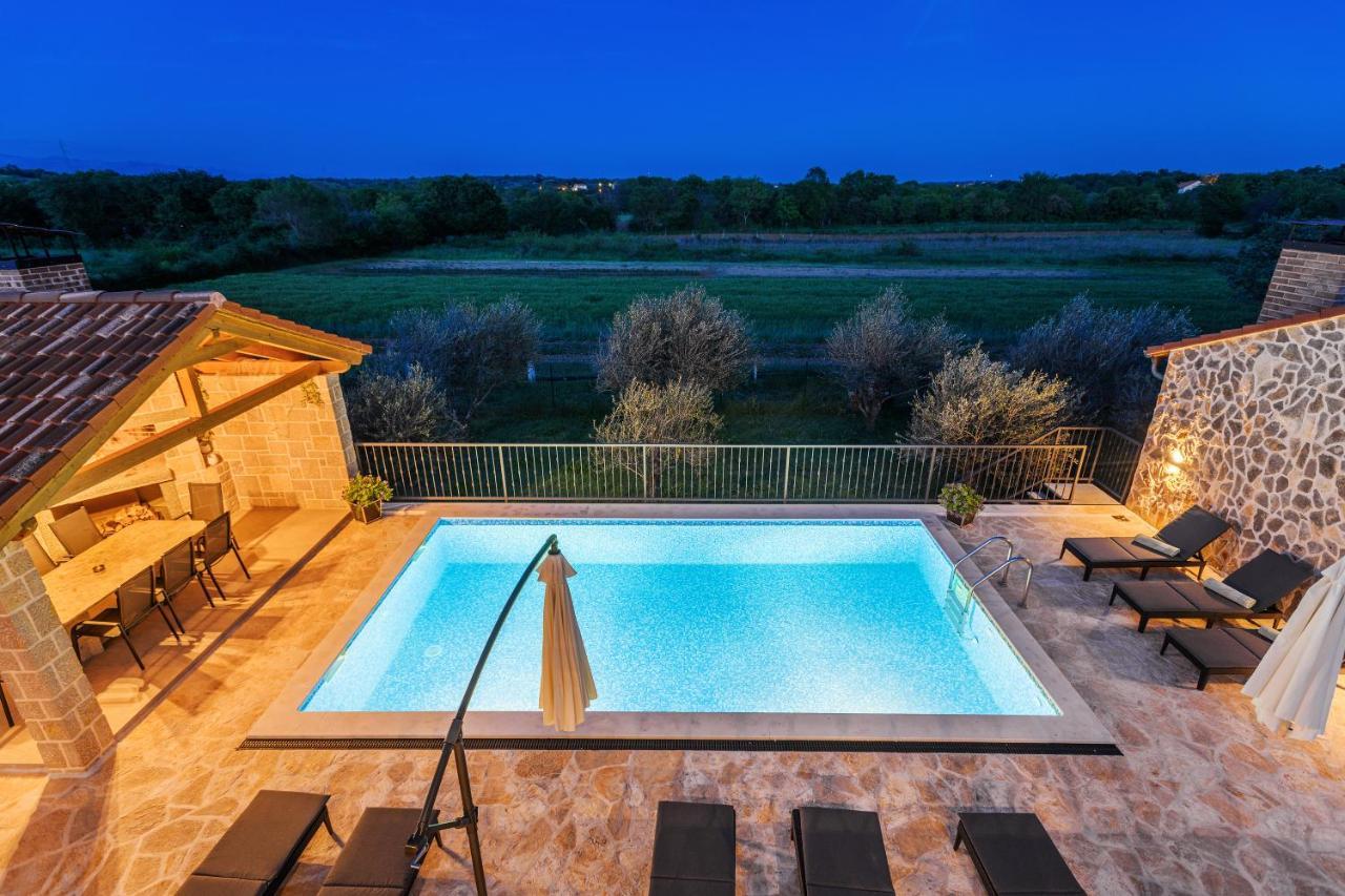 Luxury Stone Villa With Pool - Brisevo Eksteriør billede