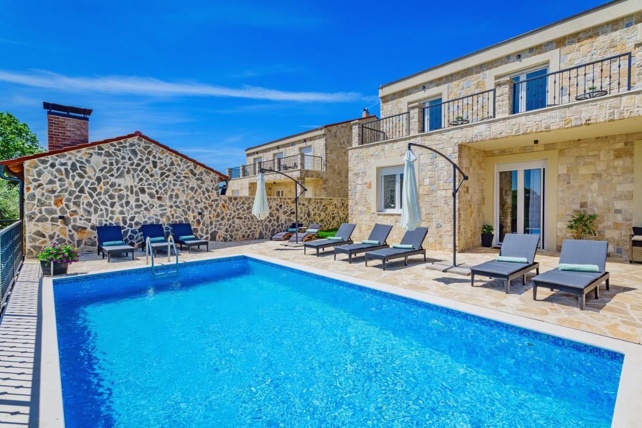 Luxury Stone Villa With Pool - Brisevo Eksteriør billede